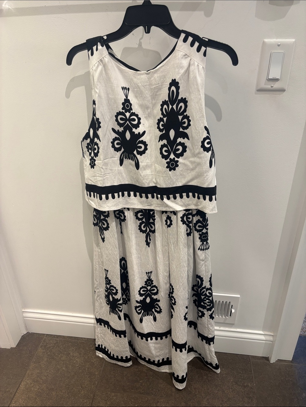 Umgee White Maxi Dress with Black Embroidered Motifs with pockets!